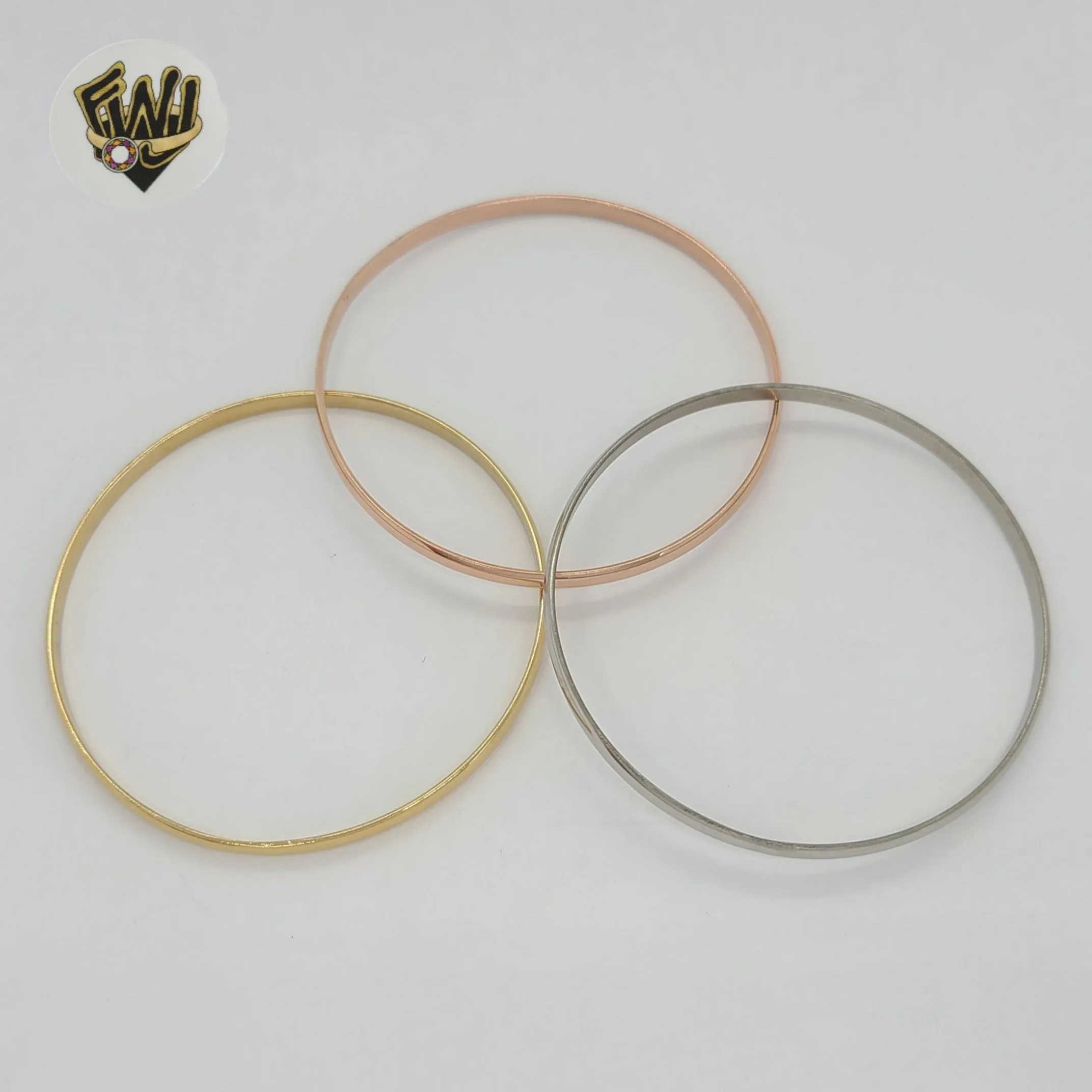 (4-5011) Stainless Steel - 4mm Plain Bangle.