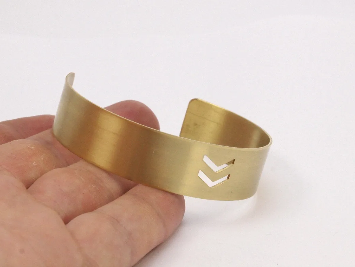 4 Raw Brass Cuffs, Bracelets, Blank Bangles With Chevron Holes ( Width 15x145x0.80mm) Brc029