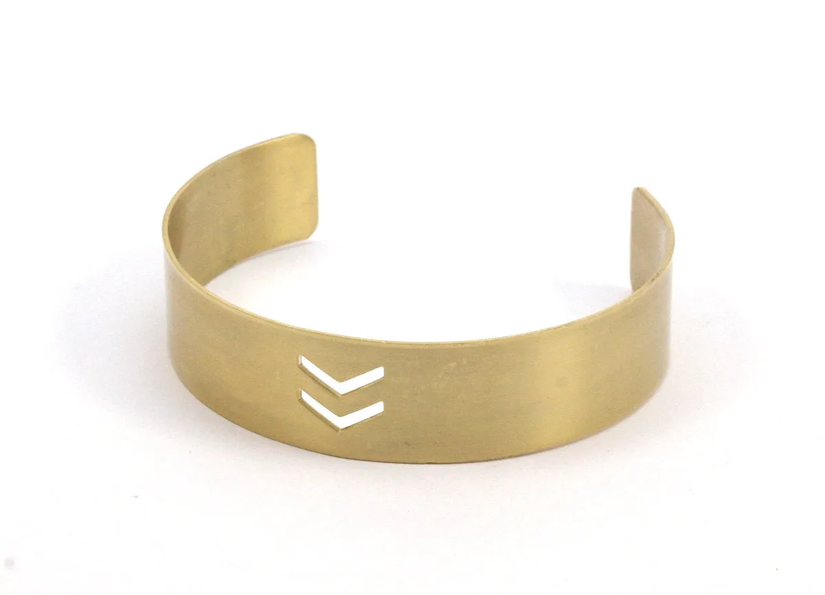 4 Raw Brass Cuffs, Bracelets, Blank Bangles With Chevron Holes ( Width 15x145x0.80mm) Brc029