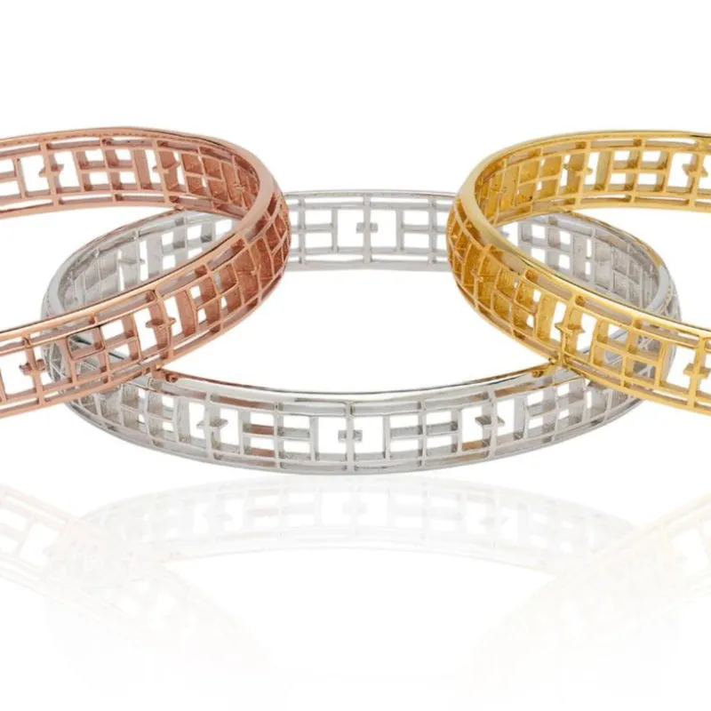 Calling the Lines Round Bangle