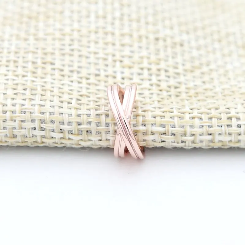 Cross Lines Ear Cuff - Rose Gold