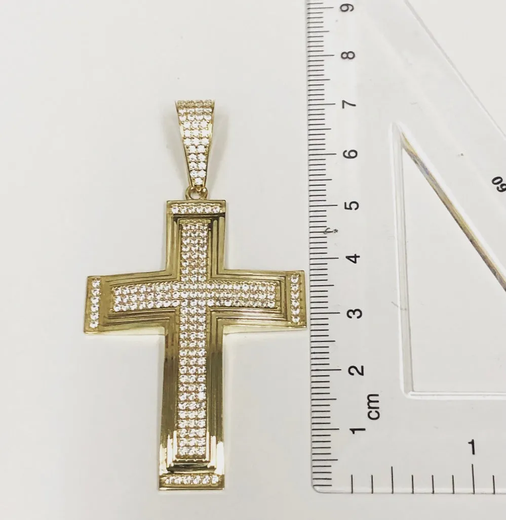 Cross pendant