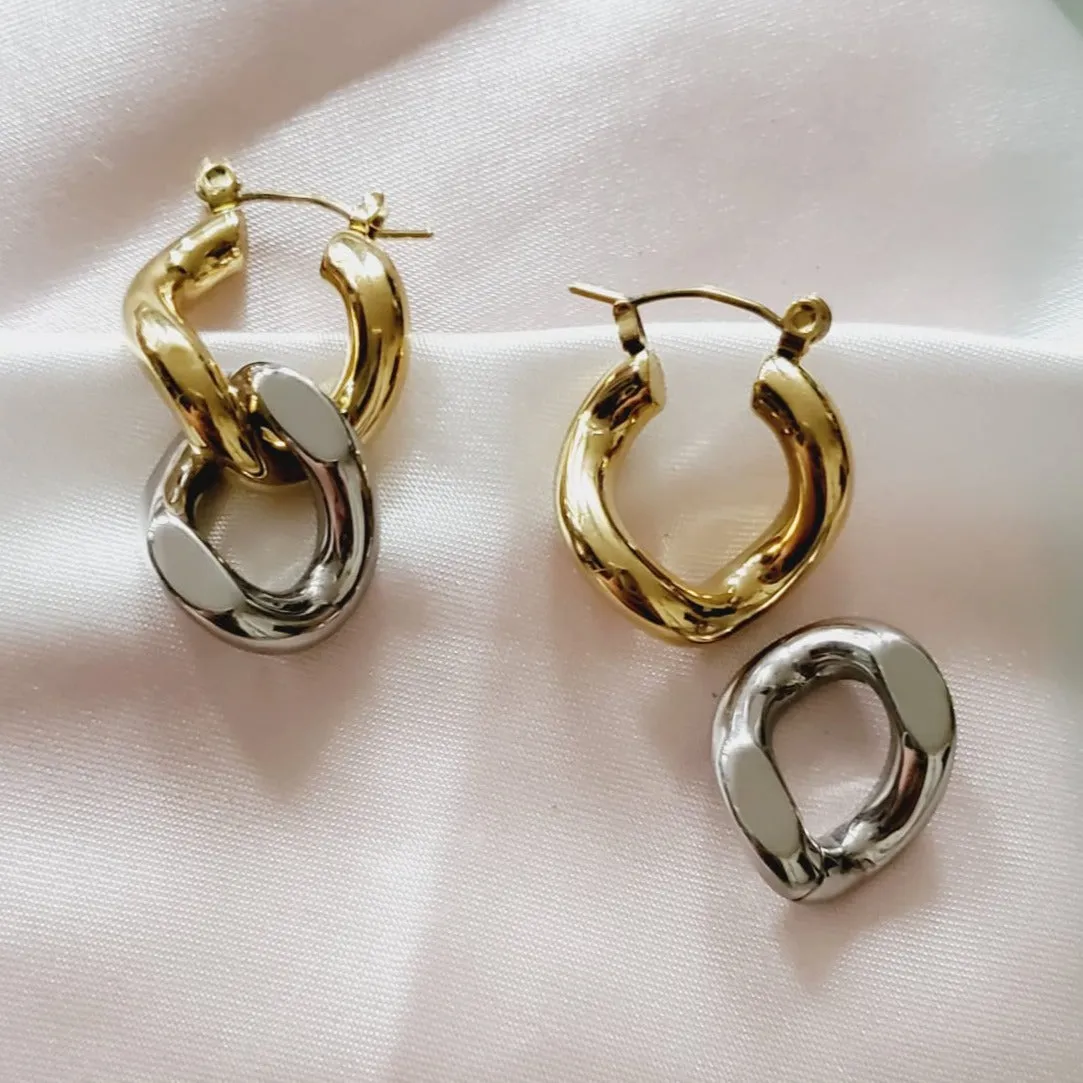 Flavianne Earrings