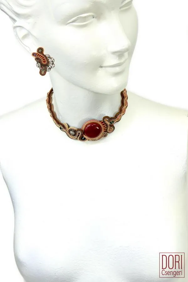 Florence Trendy Choker