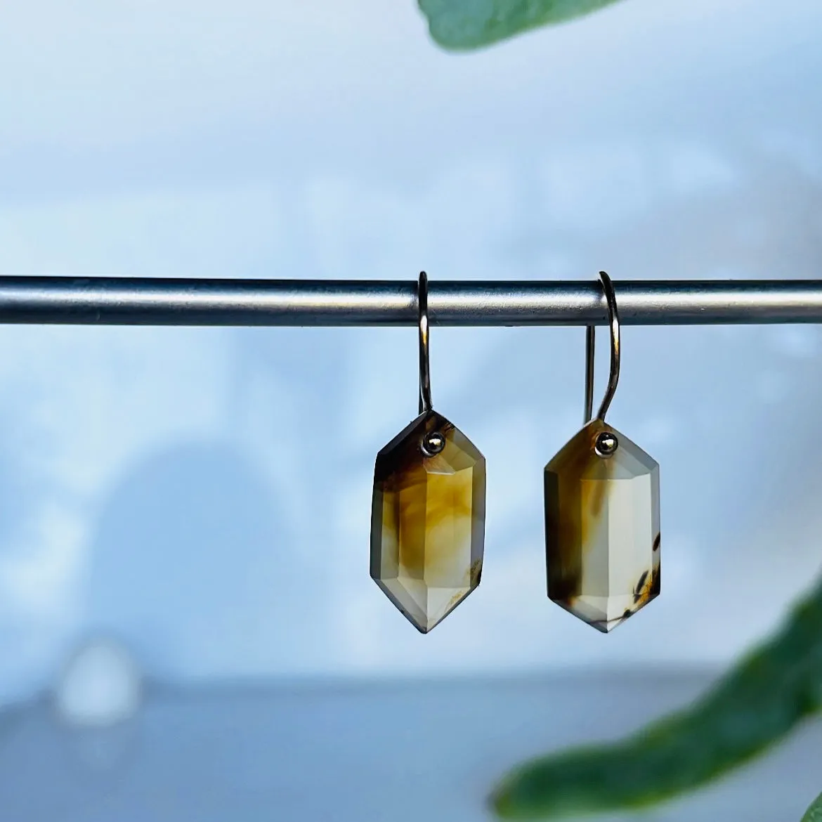 Golden lights montana agates earrings