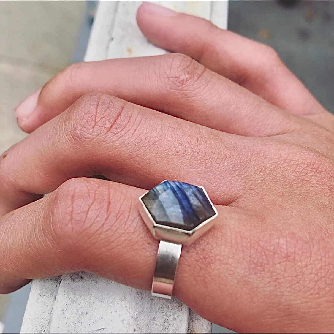 Hexagon flat labradorite ring