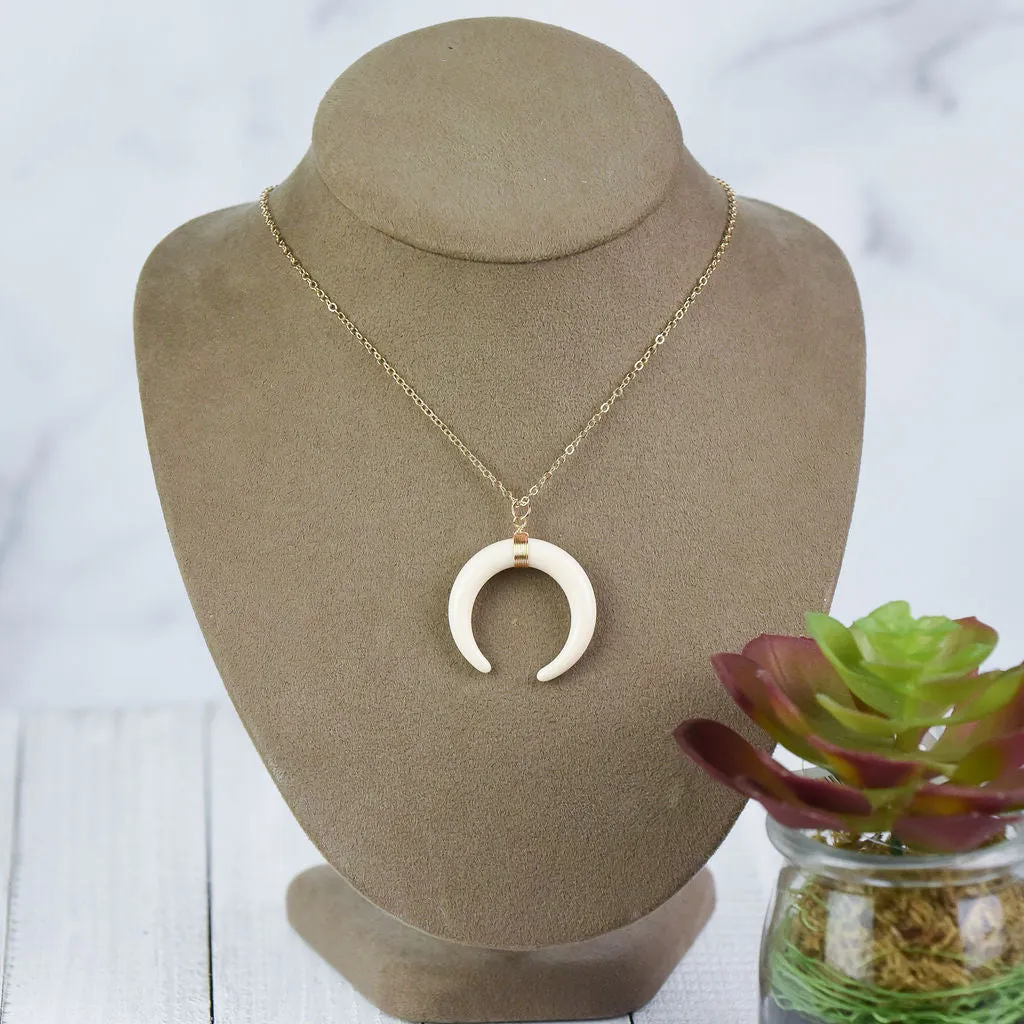 Horn Pendant Necklace