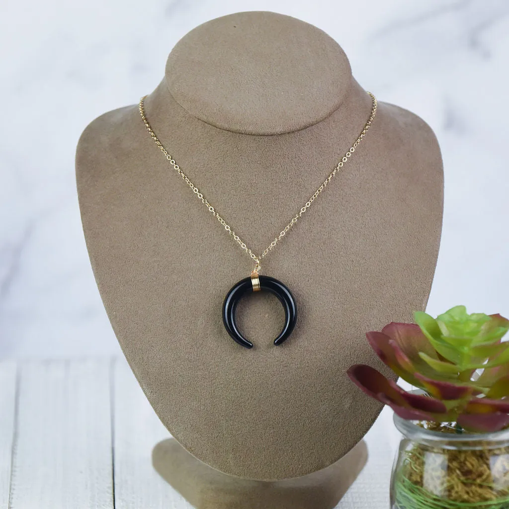 Horn Pendant Necklace