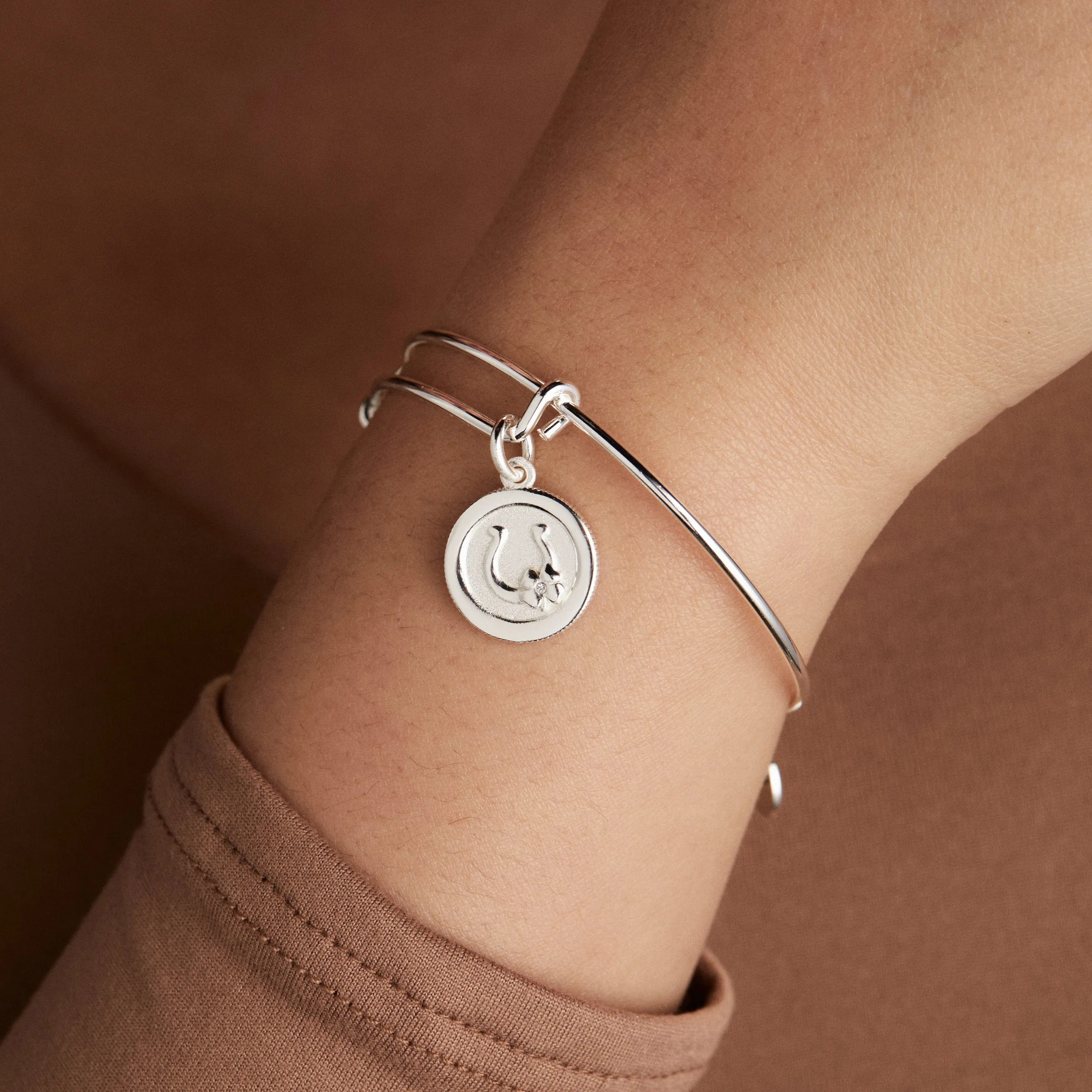 Horseshoe   Clover Charm Bangle Bracelet