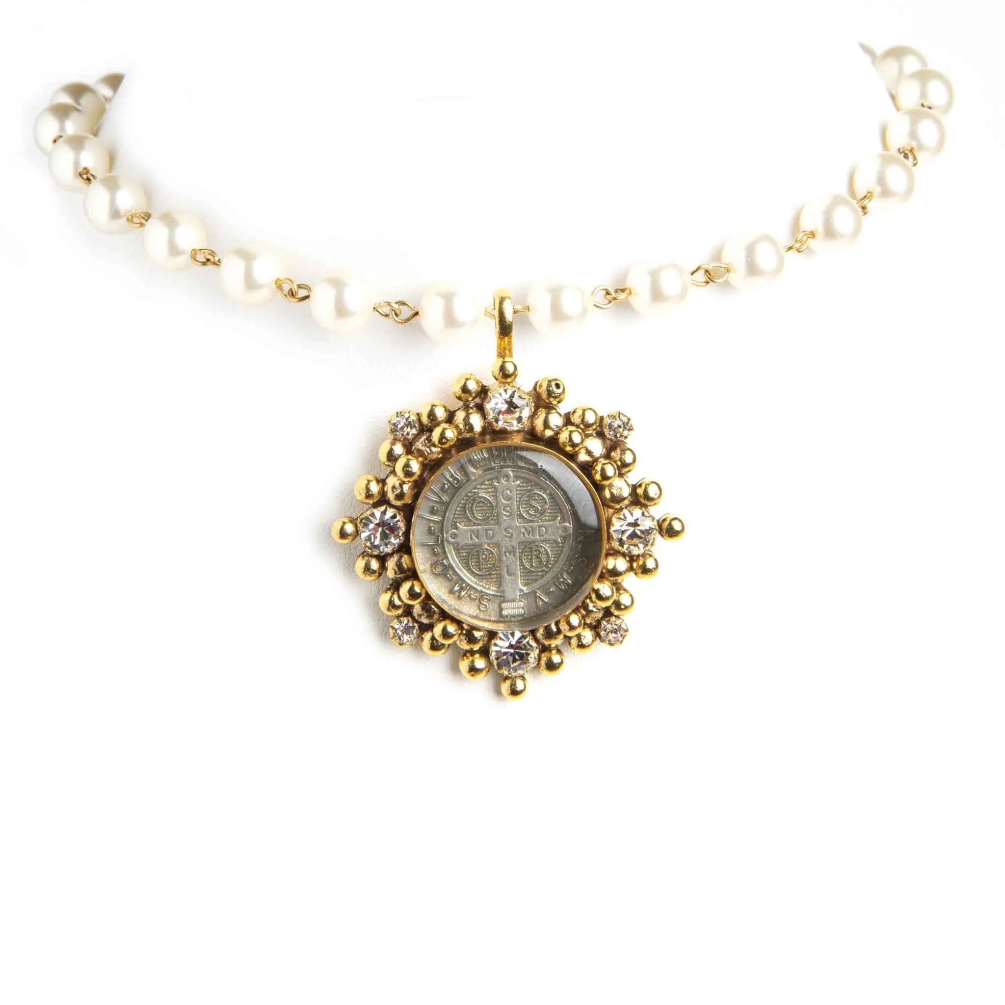 Iconic Pearl Choker Cream Pearl with All Medallions