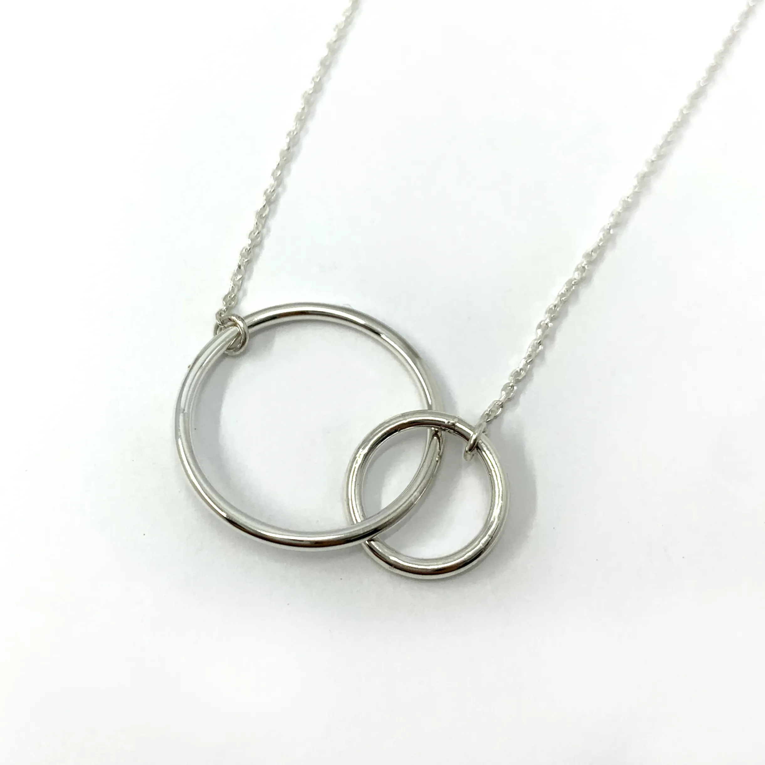 Interlocking Circles Pendant