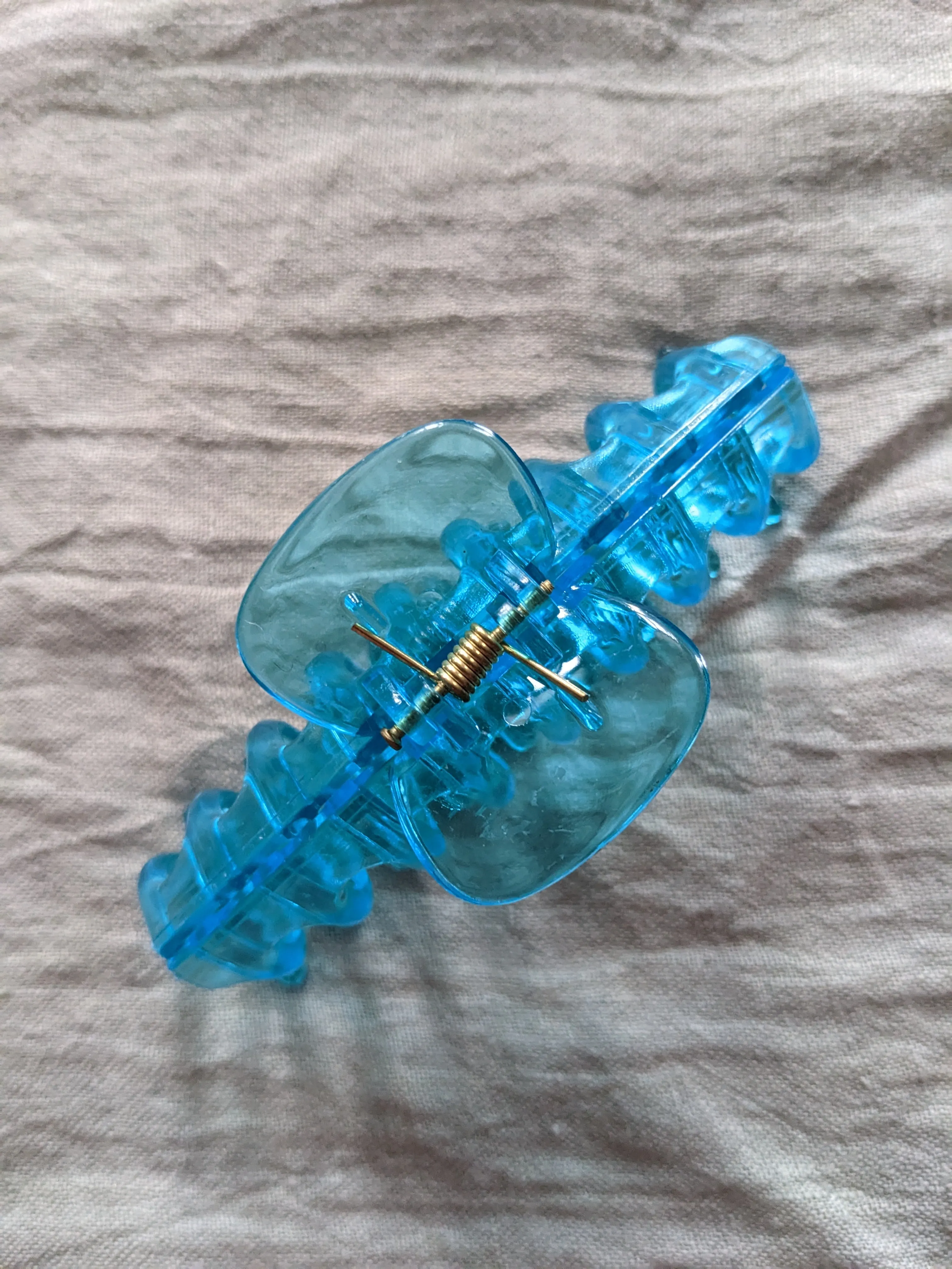 Light Blue Transparent Medium Claw Clip