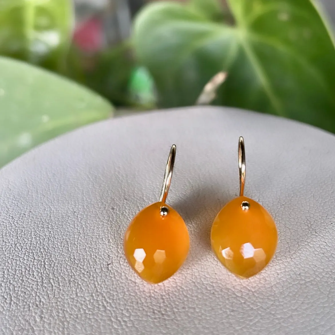 Petite honeycomb carnelian earrings