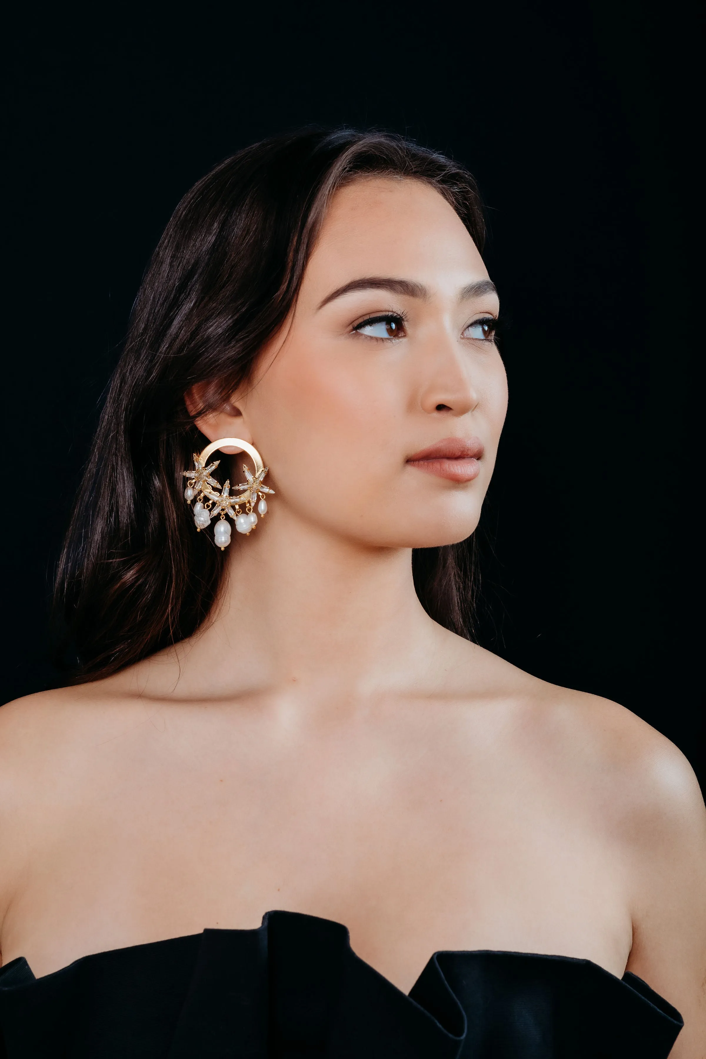 Vaela Earrings